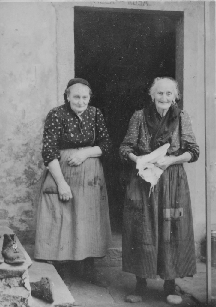 the sisters Lindina e Ilda